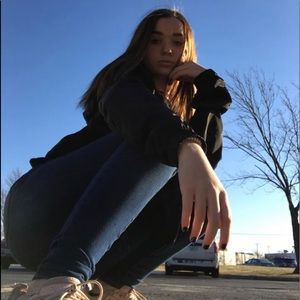 Meet your Posher, Anna